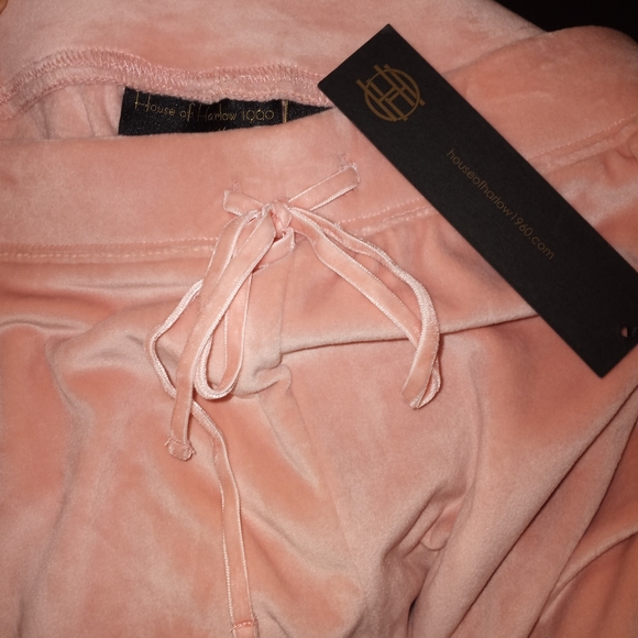 *Host Pick* XL left House of Harlow velour joggers Blush Pink - Picture 3 of 3